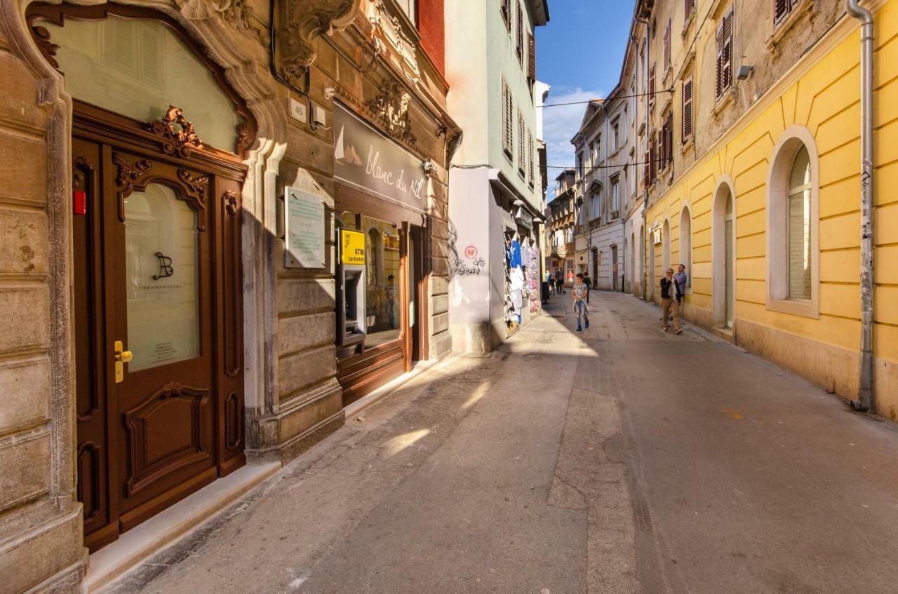 Villa Brandestini Pula Exterior foto